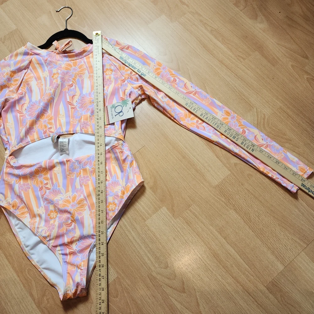 NWT OP Long Sleeve‎ One Piece Cutout Swimsuit Pink Orange Purple Floral Large
